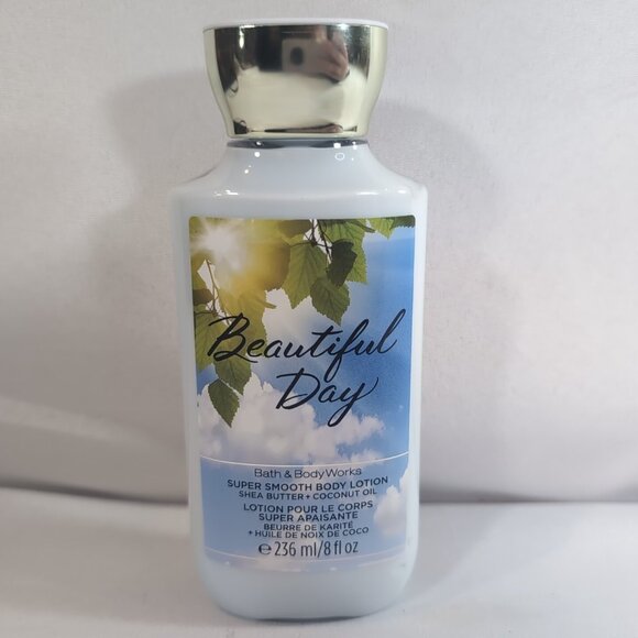 Bath & Body Works Beautiful Day Body Lotion NEW 236ml 8 floz Shea Butter Coconut - Picture 1 of 10